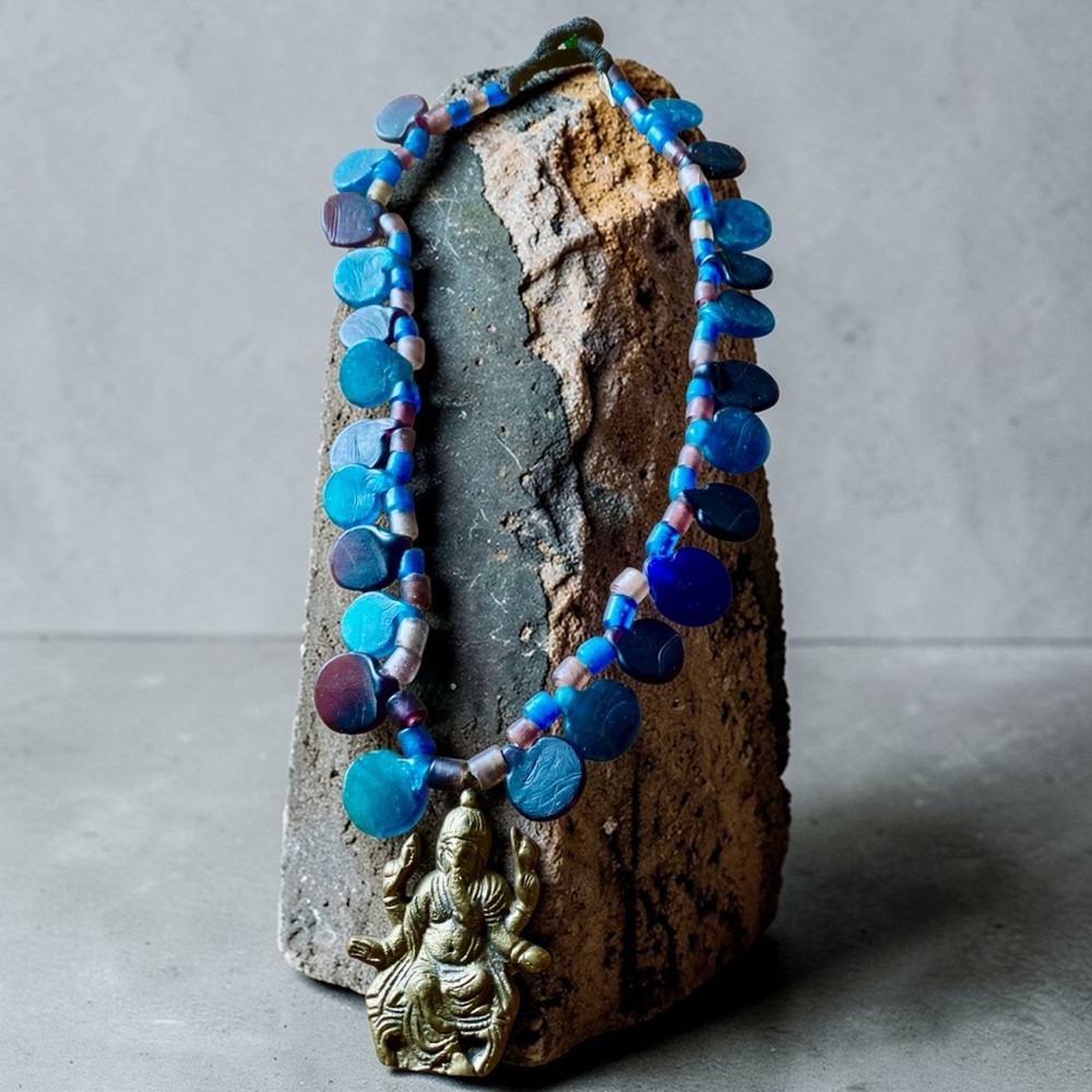 VINTAGE SEA GLASS & BRASS GANESHA PENDANT NECKLACE HANDCRAFTED UNIQUE FUNKY 60'S